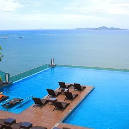 Stunning Sea View Condo On The Beach - Monthly Stay